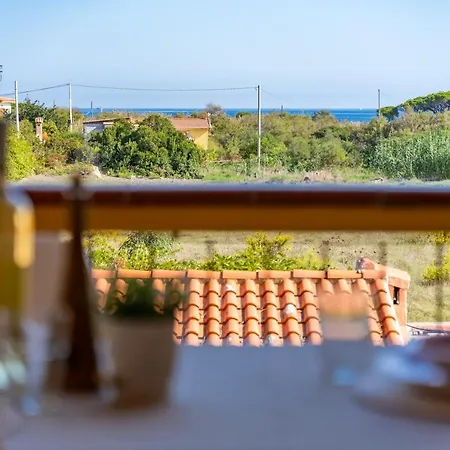 Anna's - Paradise By The Sea